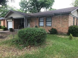 2509 Maple Dr, Garland, TX 75042