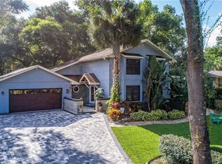1704 Overlook Dr, Mount Dora, FL 32757