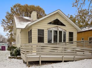 1204 N Raynor Ave, Joliet, IL 60435