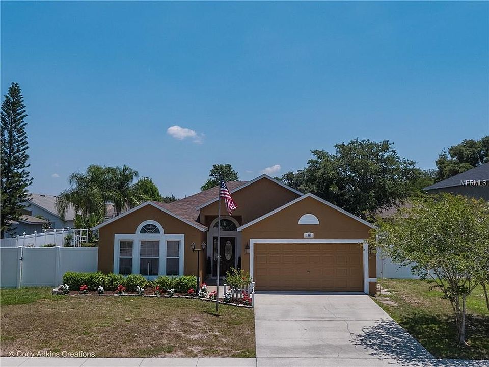 1st image of 1811 Farris Dr