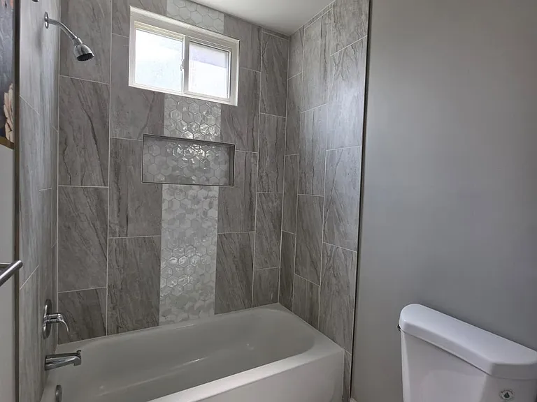 3909 Fleetwood Ave — Photo 49