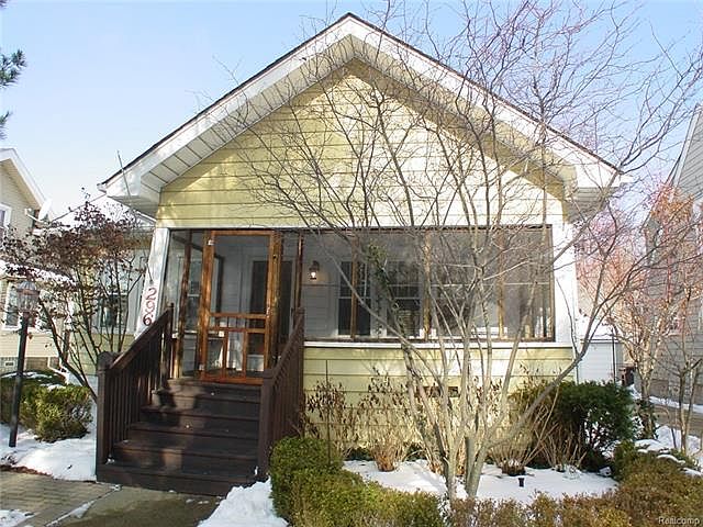 1st image of 296 Blanche St