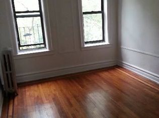 3178 34th St APT 4B, Astoria, NY 11106