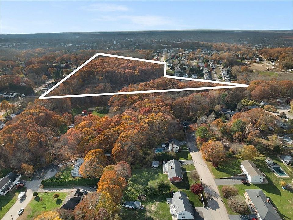 1st image of 0 Iroquois Ave