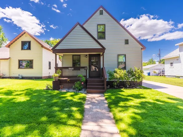 1120 S 8TH AVENUE, Wausau, WI 54401