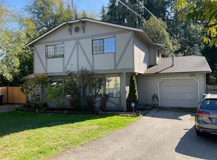 3318 Lincoln Way #B, Lynnwood, WA 98087