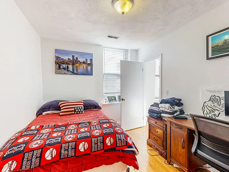 192 Athens St #3 — Photo 4