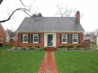 692 Berry Ln, Lexington, KY 40502