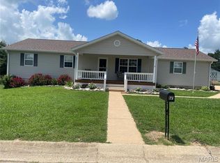 17 Westwood Dr, Salem, MO 65560
