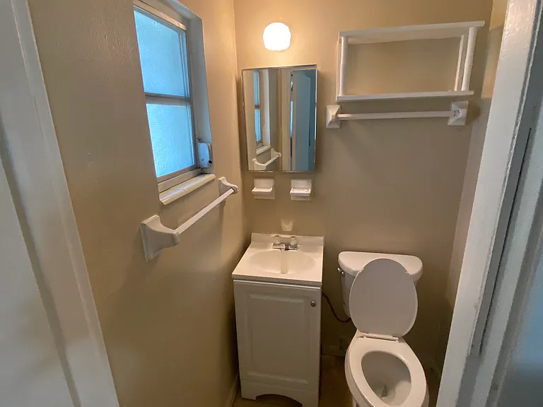 265 Lee Dr — Photo 8