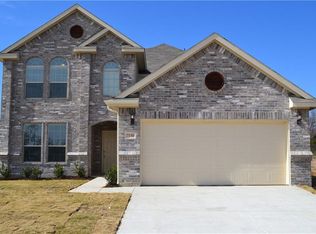 7530 Park Ave, Forest Hill, TX 76140