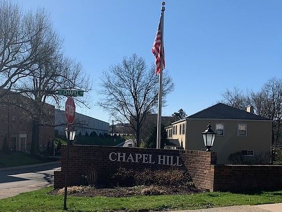 3rd image of 22 Chapel Dr