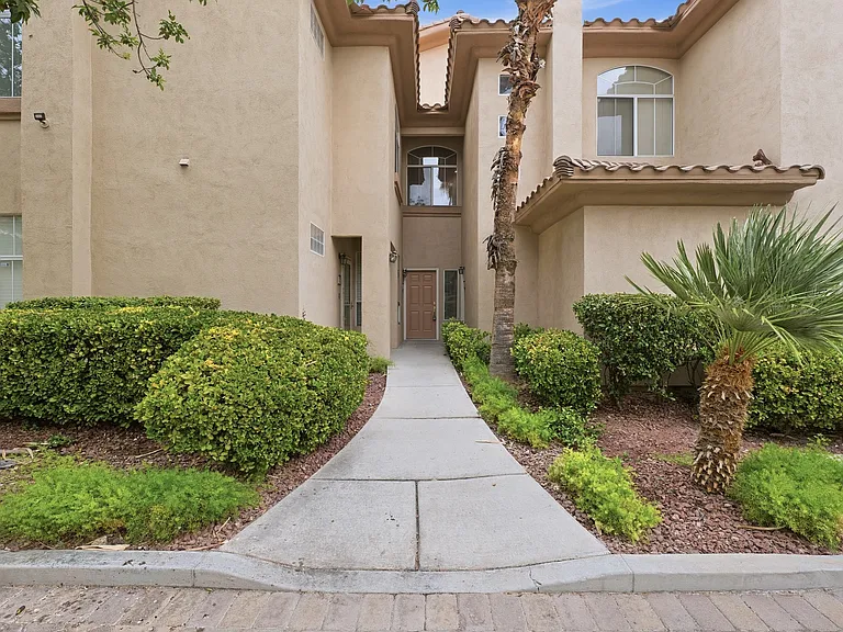 #GuardianRealty 2050 W Warm Spring #3722 Resort Community Rental walk way_07202026