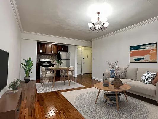 Sold by Remax 1st Choice | media 9