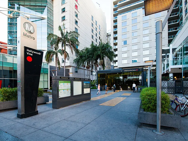 Near Public Transportation- 2 Blocks to The Hollywood and Vine Station