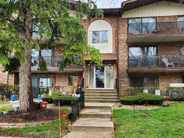14030 Laramie Ave APT 1710, Crestwood, IL 60418
