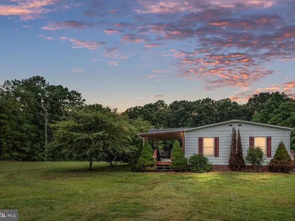 25245 Gether Ln, Milford, VA 22514