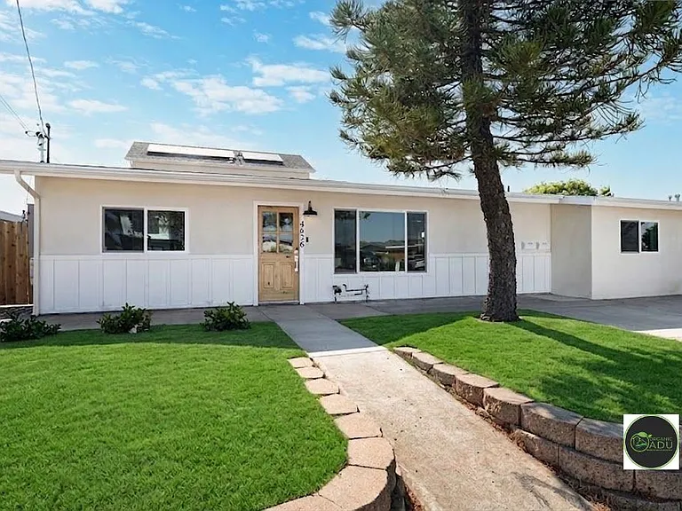 4626 Derrick Dr — Photo 1