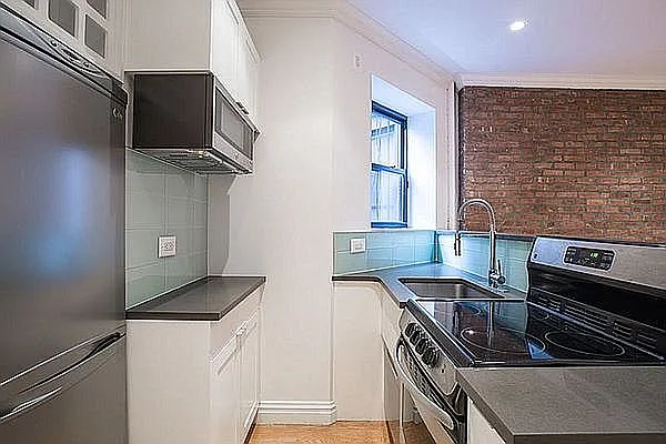 Rented by Living New York | media 13