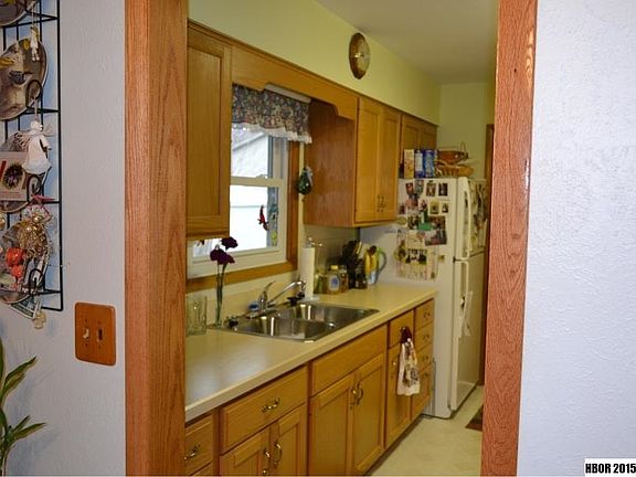 3rd image of 2412 Hollybrook Dr