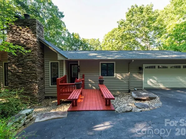 190 Ridgeview Dr, Hendersonville, NC 28792
