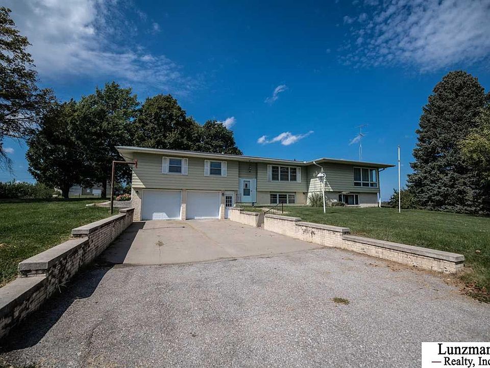 1st image of 527 Masters Dr