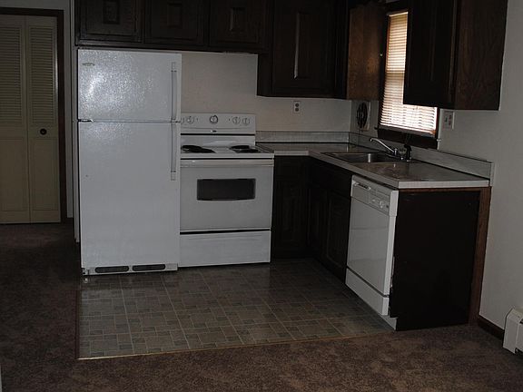 Dining Room and Kitchen