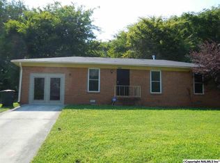 2623 Thornhill Rd NW, Huntsville, AL 35810