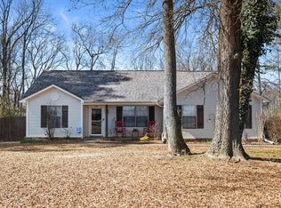 300 Crossroads Cv, Ward, AR 72176
