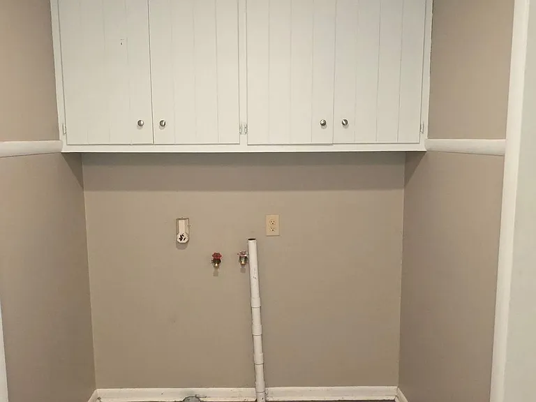 1441 S Barnes Ave — Photo 10