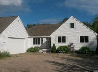 8 Lower Meadow Rd, Moultonboro, NH 03254