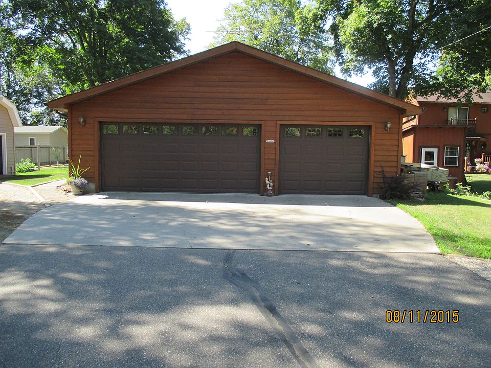 Three car garage