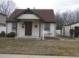 6966 Janet St, Taylor, MI 48180