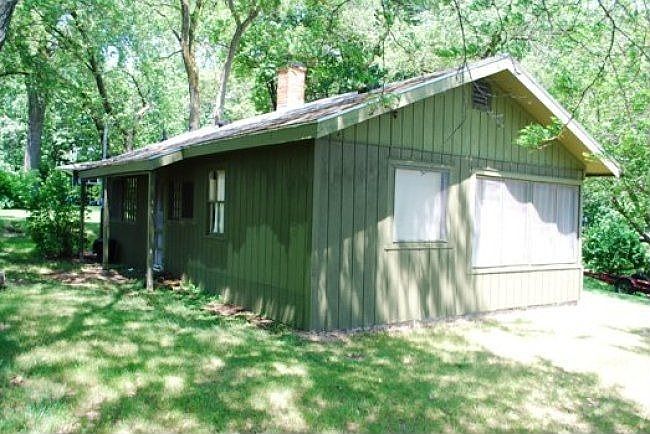 1st image of 307 Breezy Point Dr