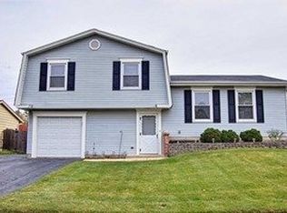 1469 William Clifford Ln, Elk Grove Village, IL 60007