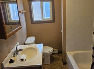 227 5th Ave APT 3, Butler, PA 16001
