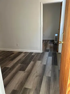 Rented by Alexiou Realty | media 4