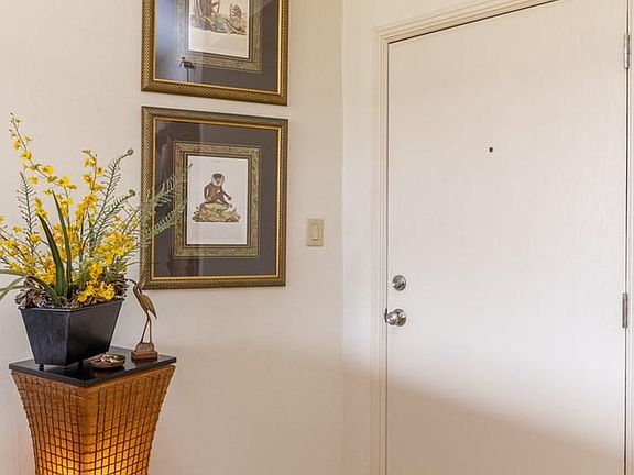 2nd image of 1010 Padre Blvd #205