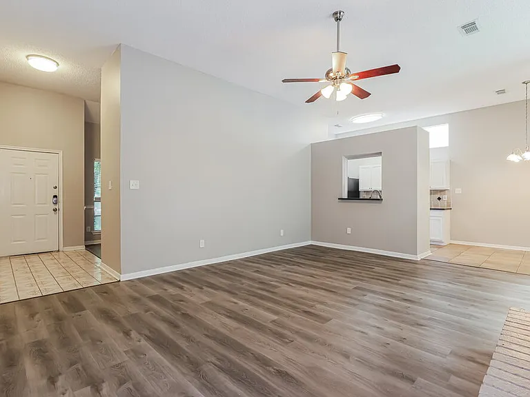 24 S Rain Forest Ct — Photo 5