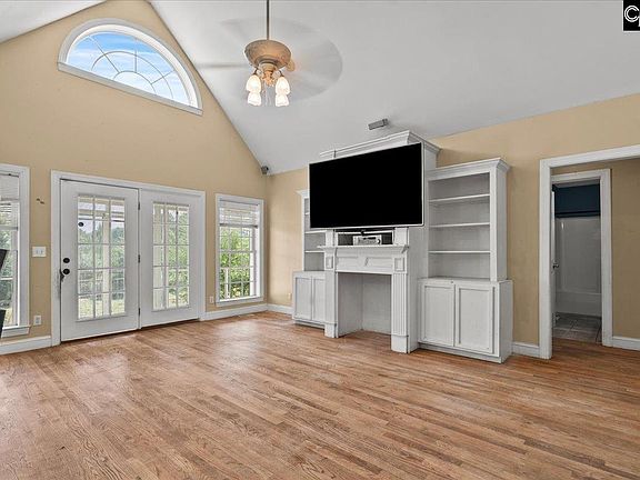 3rd image of 120 Peach Orchard Rd
