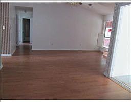 4th image of 1804 Granhurst Dr
