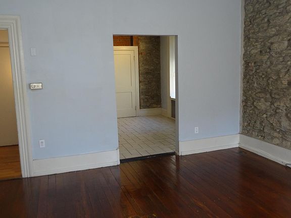 4th image of 4649 Umbria St APT 5