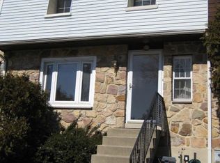 643 Saint Anthony Ln, Upper Darby, PA 19082