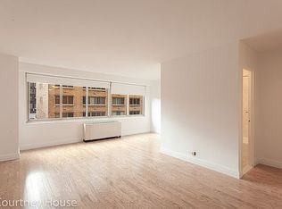 55 W 14th St APT 8R, New York, NY 10011