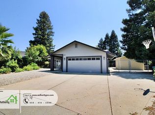 3591 Adams Ln, Redding, CA 96002
