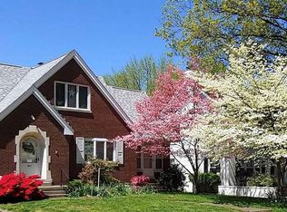 859 S Saint James Blvd, Evansville, IN 47714