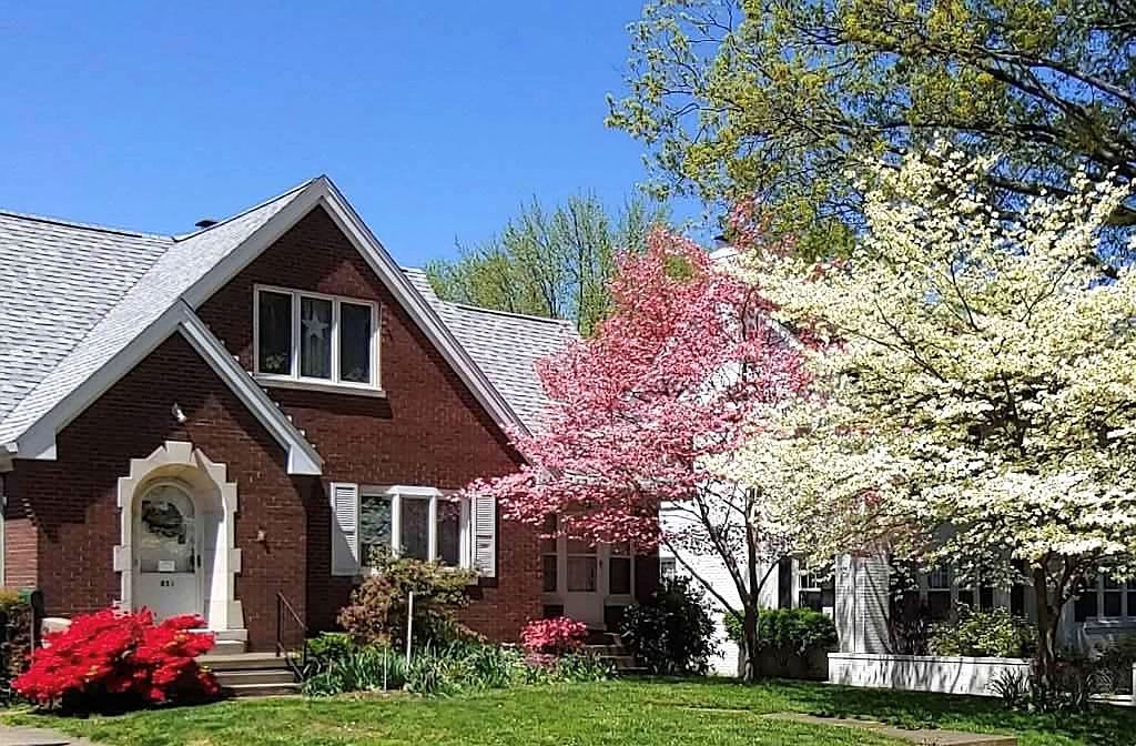 859 S Saint James Blvd - Property Image