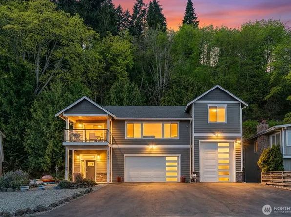 2968 Tillicum Beach Drive, Camano Island, WA 98282