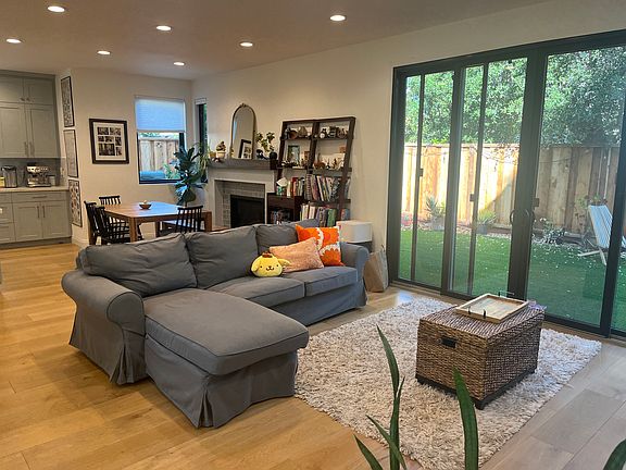4th image of 1000 Parkwood Way