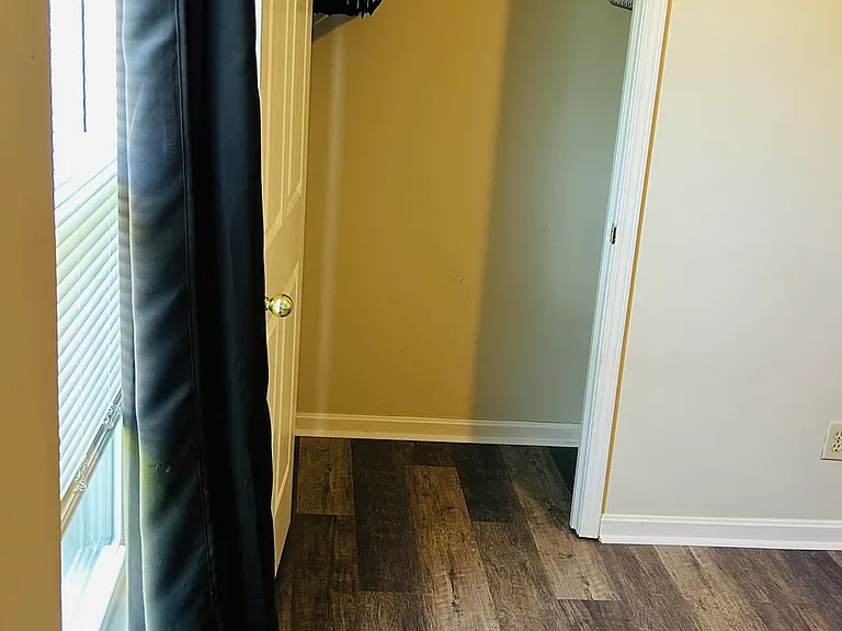 2553 Hickoryvale Dr — Photo 12